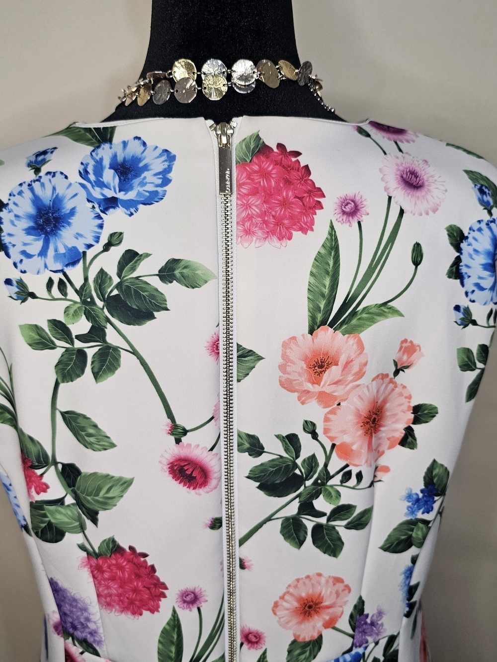 Calvin Klein Floral Hydrangea V-Neck Scuba Crepe Sheath Dress Sz 16W - Picture 5 of 9